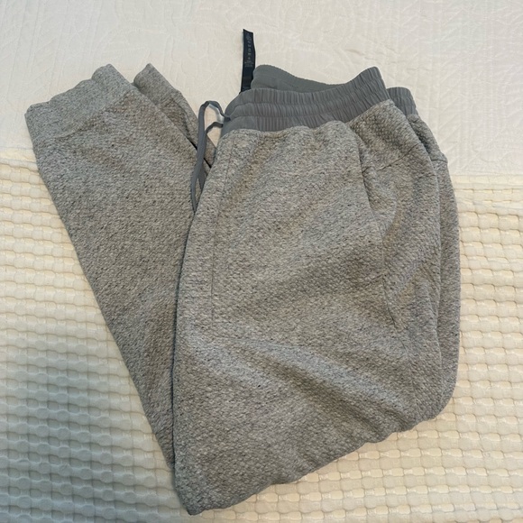 Lululemon At Ease Joggers - Picture 1 of 6